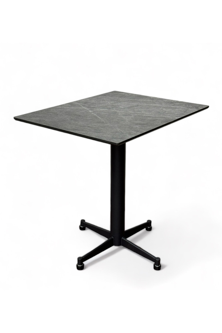 T76 Black